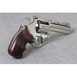 Colt Post '66 Detective Special and Cobra Secret Service Rosewood Checkered Grips