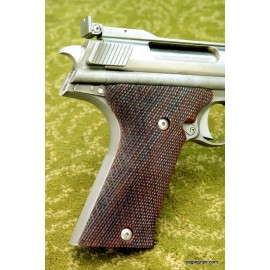 AutoMag .44 Rosewood Checkered Grips 