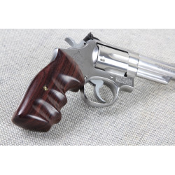 S&W N Frame Square Butt - GENUINE ROSEWOOD Combat Contour Grips - Smooth