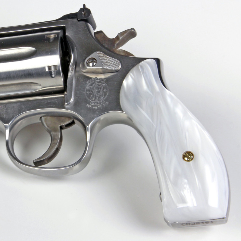 Ultra Pearl N Round Frame Premium Standard Sized Grips