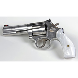 Ultra Pearl N Round Frame Premium Standard Sized Grips