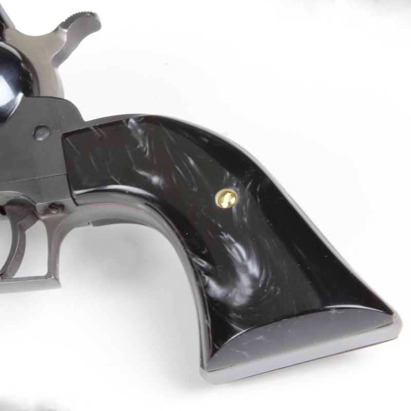 Ruger New Vaquero Traditional Black Pearl Kirinite™ Grips - Smooth