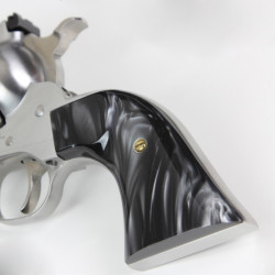 Ruger New Vaquero Kirinite® Black Pearl Gunfighter Grips Checkered