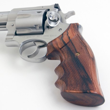 Ruger Redhawk Combat Rosewood Grips Checkered