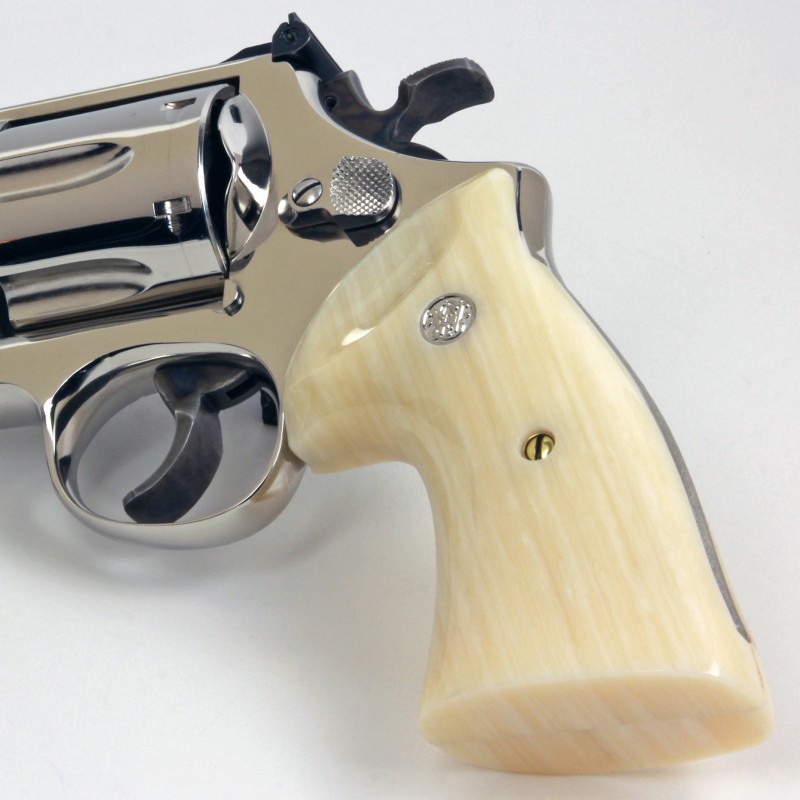 Smith Wesson J Frame Smooth AGED Bonded Ivory Round-Butt Grips W/S&W Medallions 