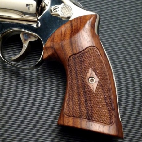  S&W Heritage N Frame Square Butt Rosewood Grips Checkered