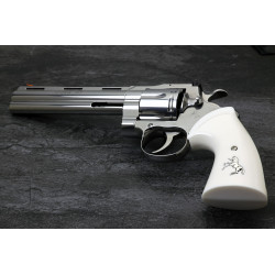 Python Kirinite® Presentation White Classic Grips