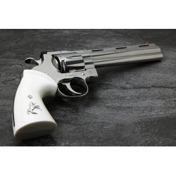 Python Kirinite® Presentation White Classic Grips