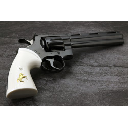 Python Kirinite® Presentation White Classic Grips