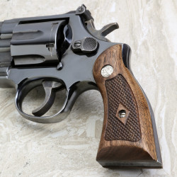 Walnut S&W K/L Square Butt Standard Size Grips w/medallions