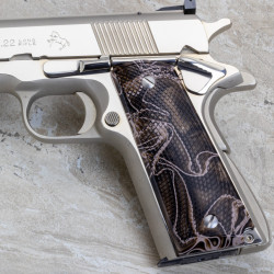 1911 Kirinite® Desert Camo "NEW" Reactiv™ Checkered Grips