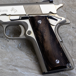 1911 Kirinite® Goddess "NEW" Reactiv™ Checkered Grips