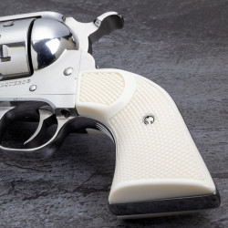 Ruger "Old" Vaquero Kirinite® Presentation White "NEW" Reactiv Checkered Gunfighter Grips