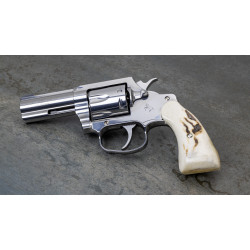 2019 King Cobra Sambar Stag Grips