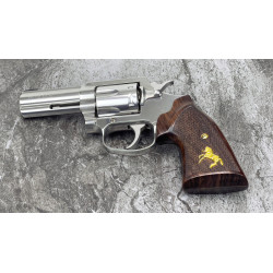 2019 King Cobra Classic Rosewood Grips