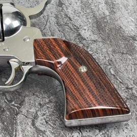 Ruger "Old" Vaquero Kirinite® Rosewood Gunfighter Grips