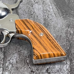 Ruger "Old" Vaquero Kirinite® Mesquite Gunfighter Grips