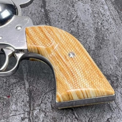 Ruger Bisley Gunfighter Kirinite® English Oak Grips