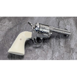 Ruger New Vaquero Kirinite® Presentation White Extended Gunfighter Grips