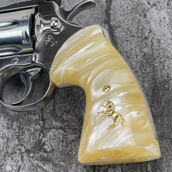 Python Kirinite® Antique Pearl Classic Grips