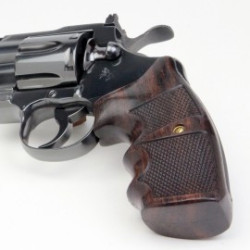 Colt Python Finger Position Rosewood Grips Smooth
