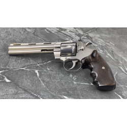 Python Goddess Kirinite® Combat Grip