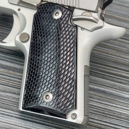 Kimber Micro 9 Kirinite® Black Pearl Reactiv Checkered Grips