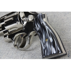 Black Ultra Pearl N Square Frame Premium Standard Sized Grips