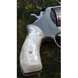 S&W J Frame Round Butt Kirinite® White Pearl Panel Grips